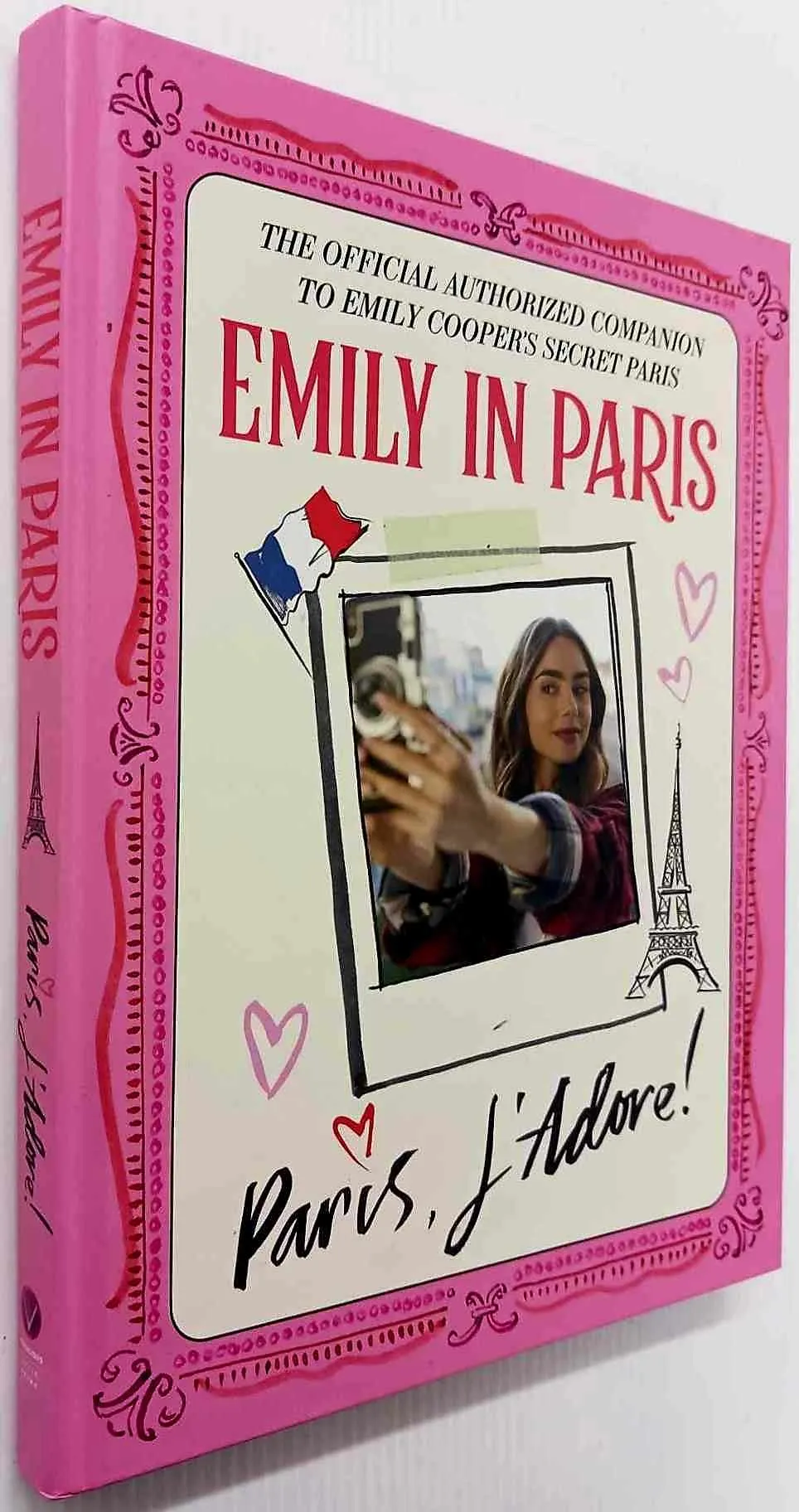 PARIS, J'ADORE! - Catherine Kalengula