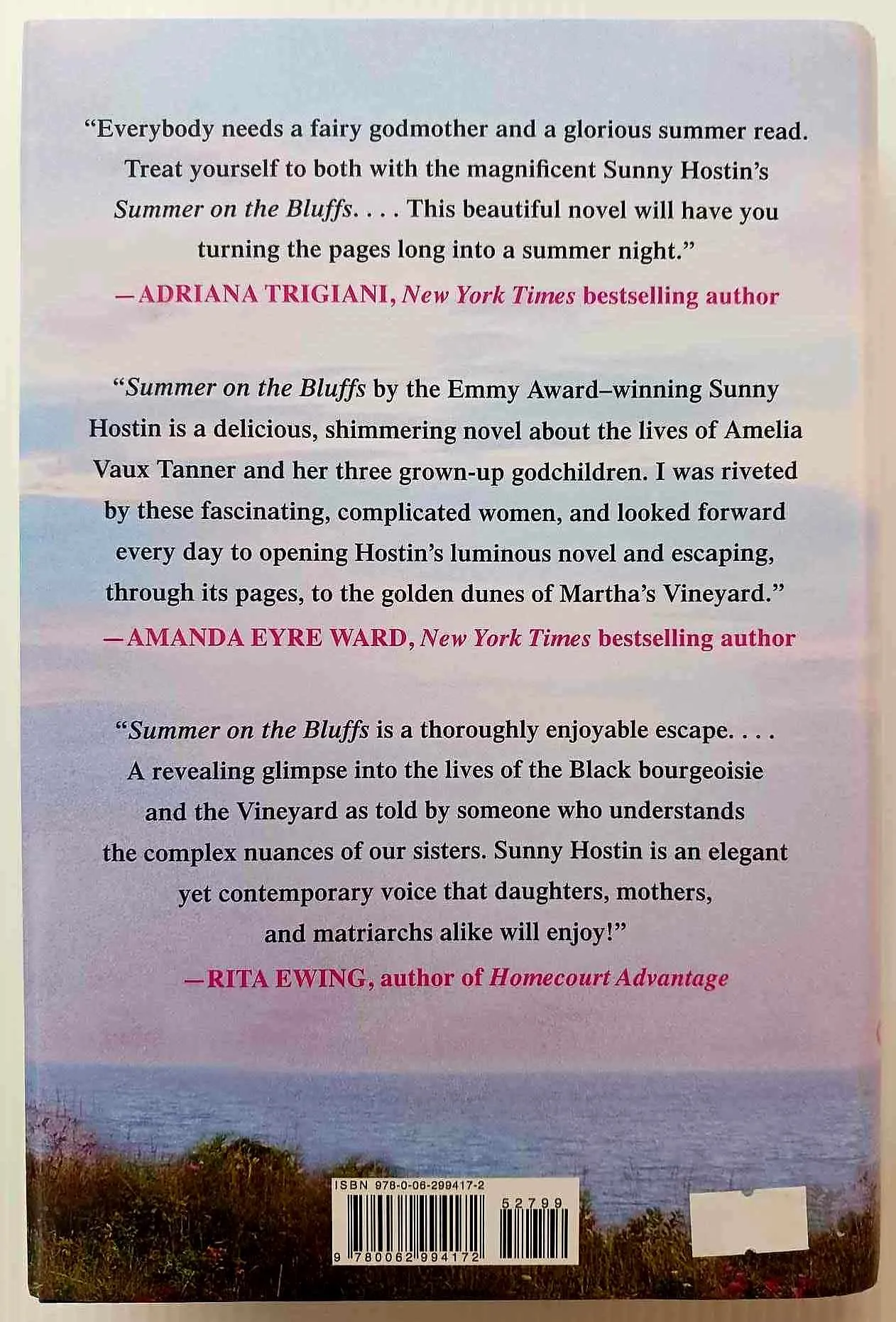 SUMMER ON THE BLUFFS - Sunny Hostin
