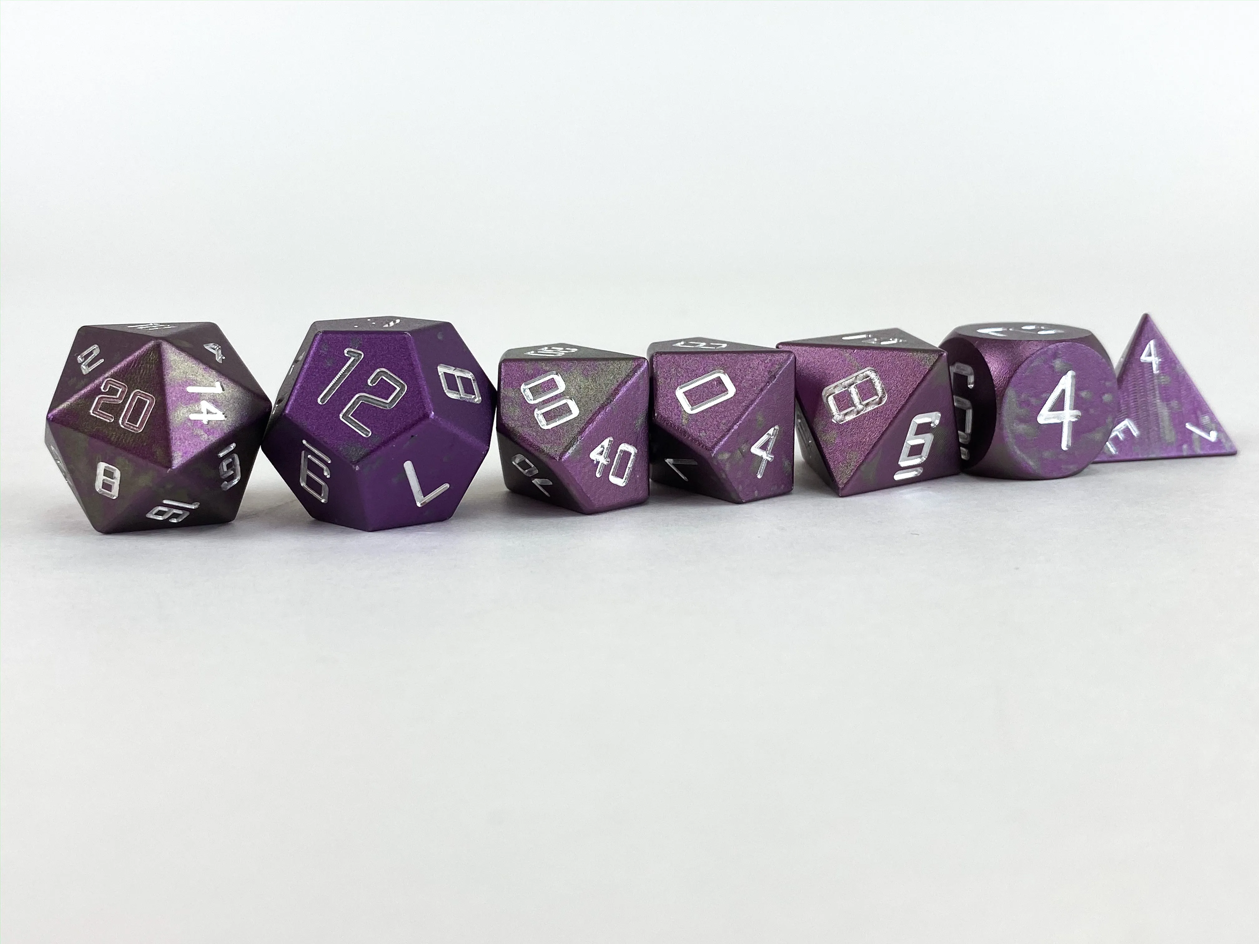 Vylochine Aluminium Set of 7 in Sci-Fi